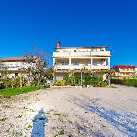 Apartments Marija P Лопар Екстер'єр фото
