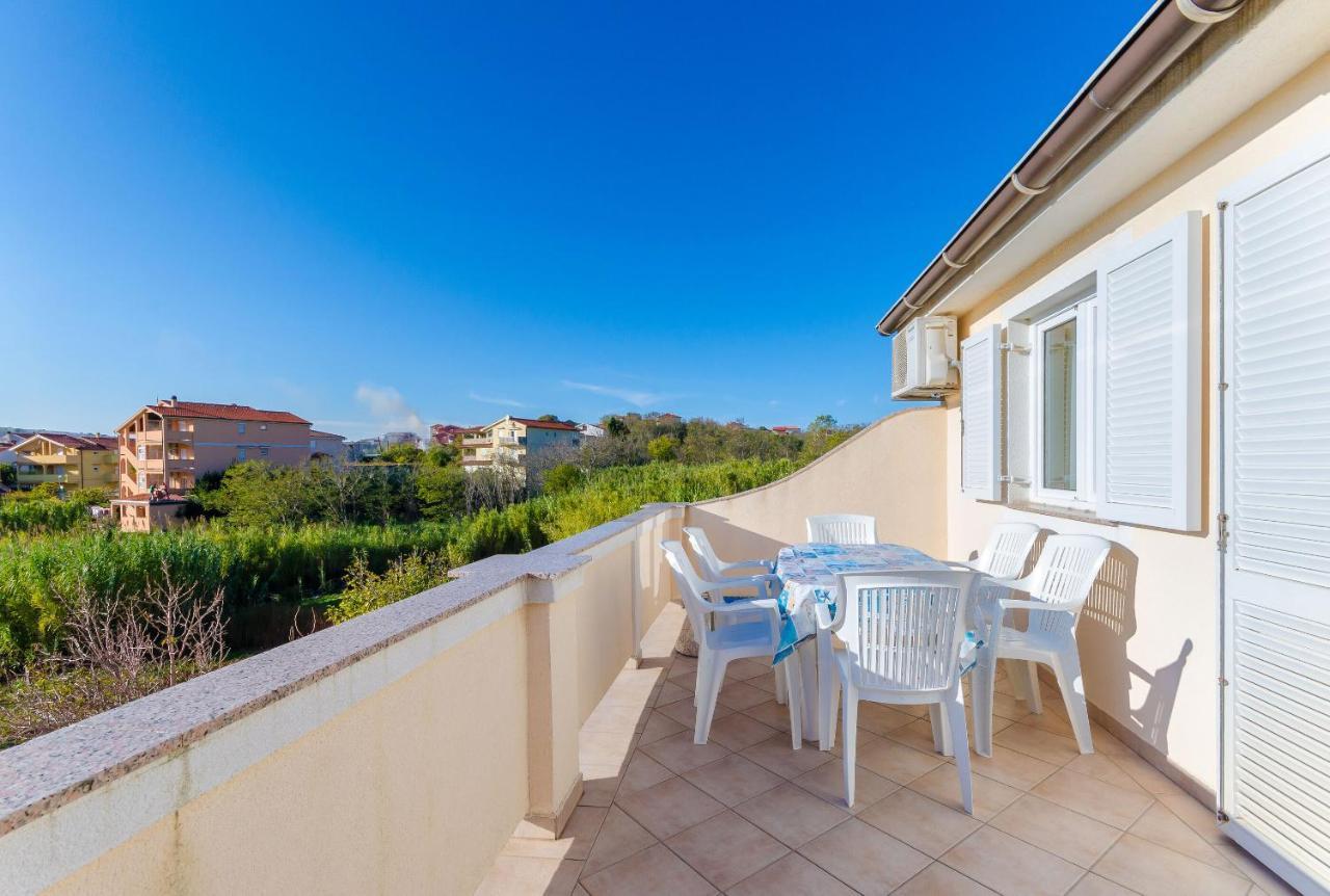 Apartments Marija P Лопар Екстер'єр фото