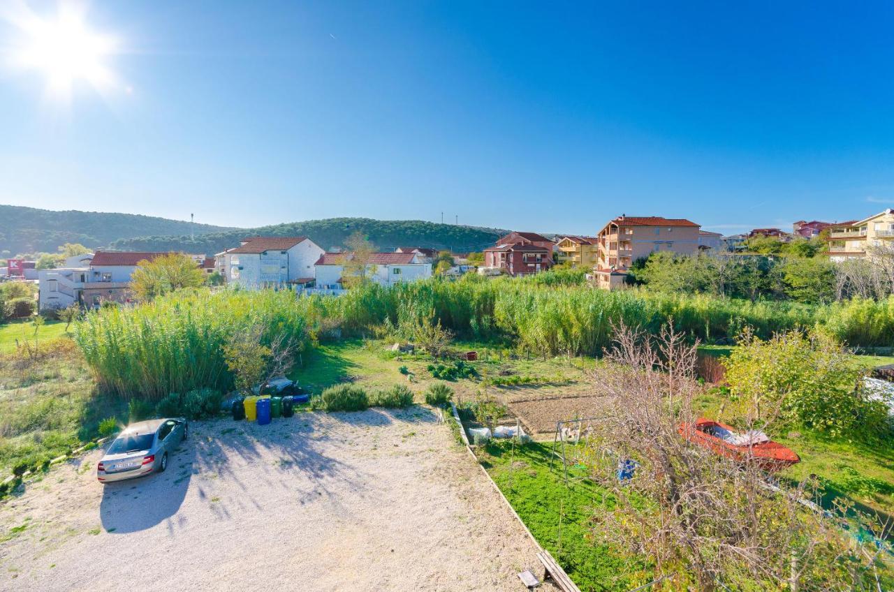 Apartments Marija P Лопар Екстер'єр фото